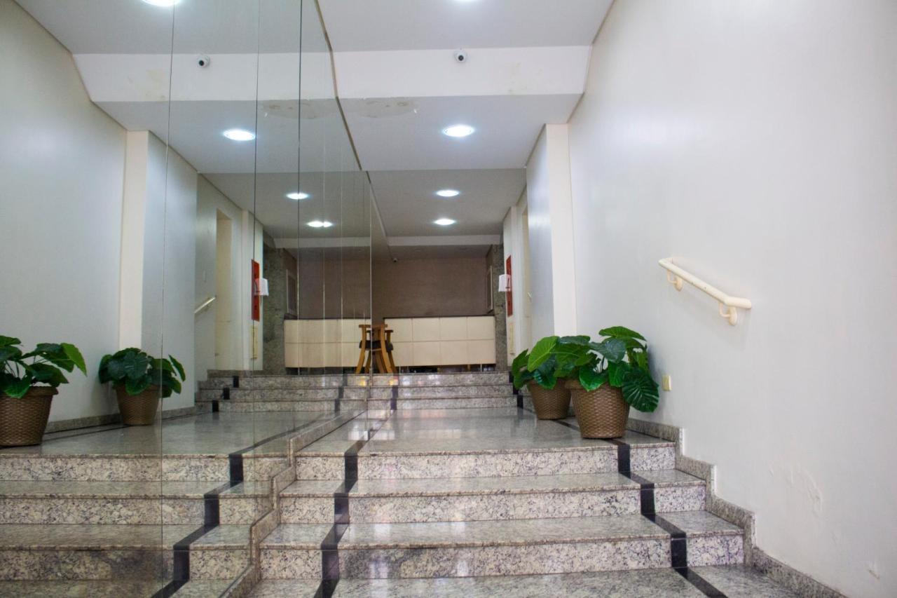 Studio Central Proximo A Faculdade E Rodoviaria クリチバ エクステリア 写真