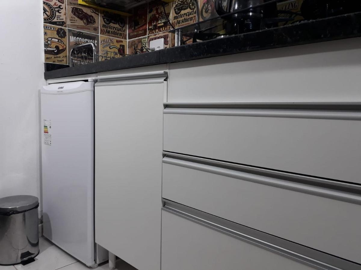 Studio Central Proximo A Faculdade E Rodoviaria クリチバ エクステリア 写真